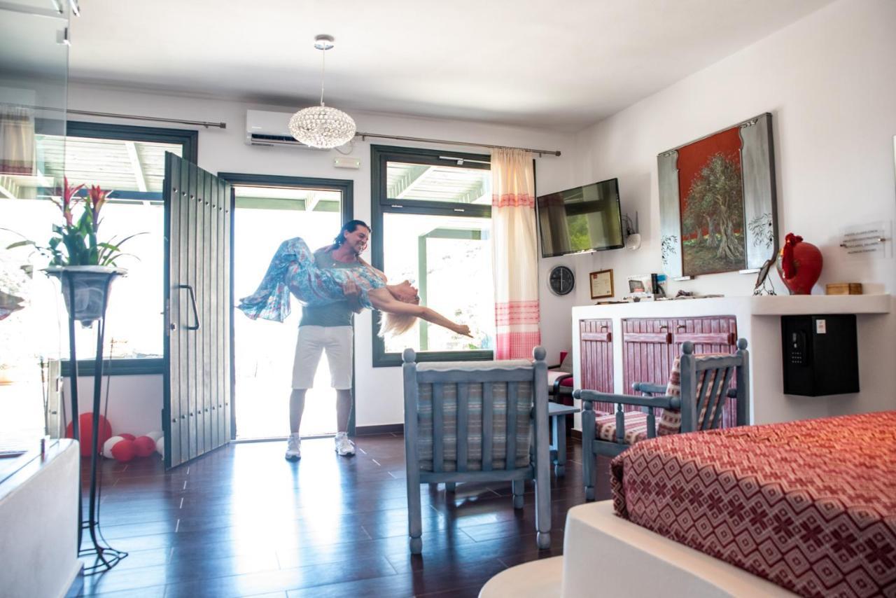 Elaiolithos - Luxury Villa Suites - Adults Only Halkío Kültér fotó